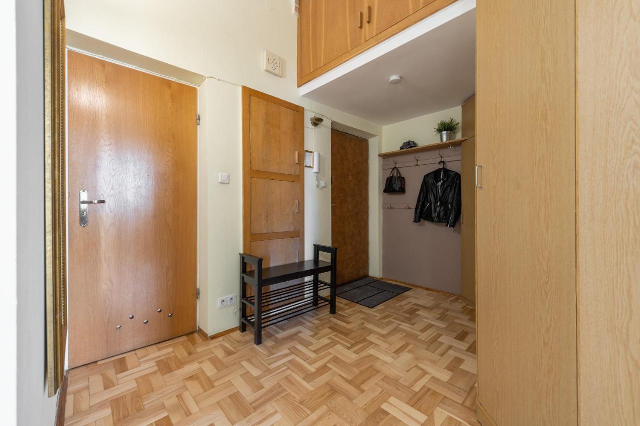Two Bedroom Apartment For 6 People Varsóvia Exterior foto